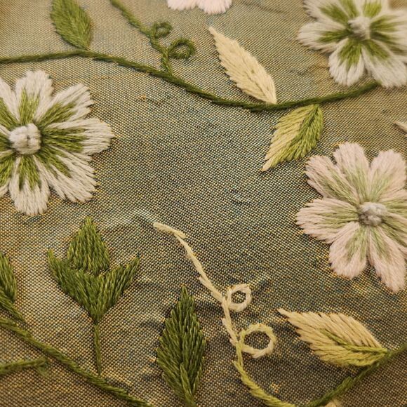 Silk Green Tote Purse Embroidered White Floral Design, 3 Compartments – 16"x9.5" - Picture 9 of 10